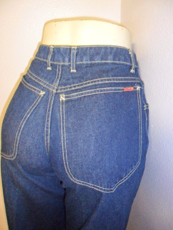 Vintage Great Looking SASSON High Waisted Dark Blue Jeans