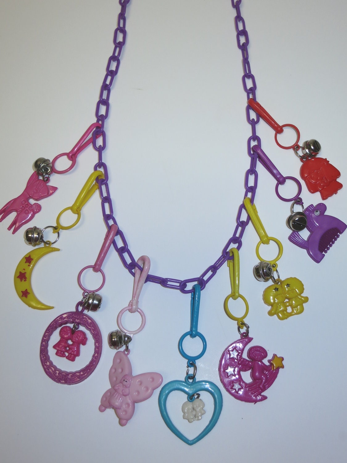 1980s Plastic Charm Necklace Jewelry 80s Purple Chain 9 Charms