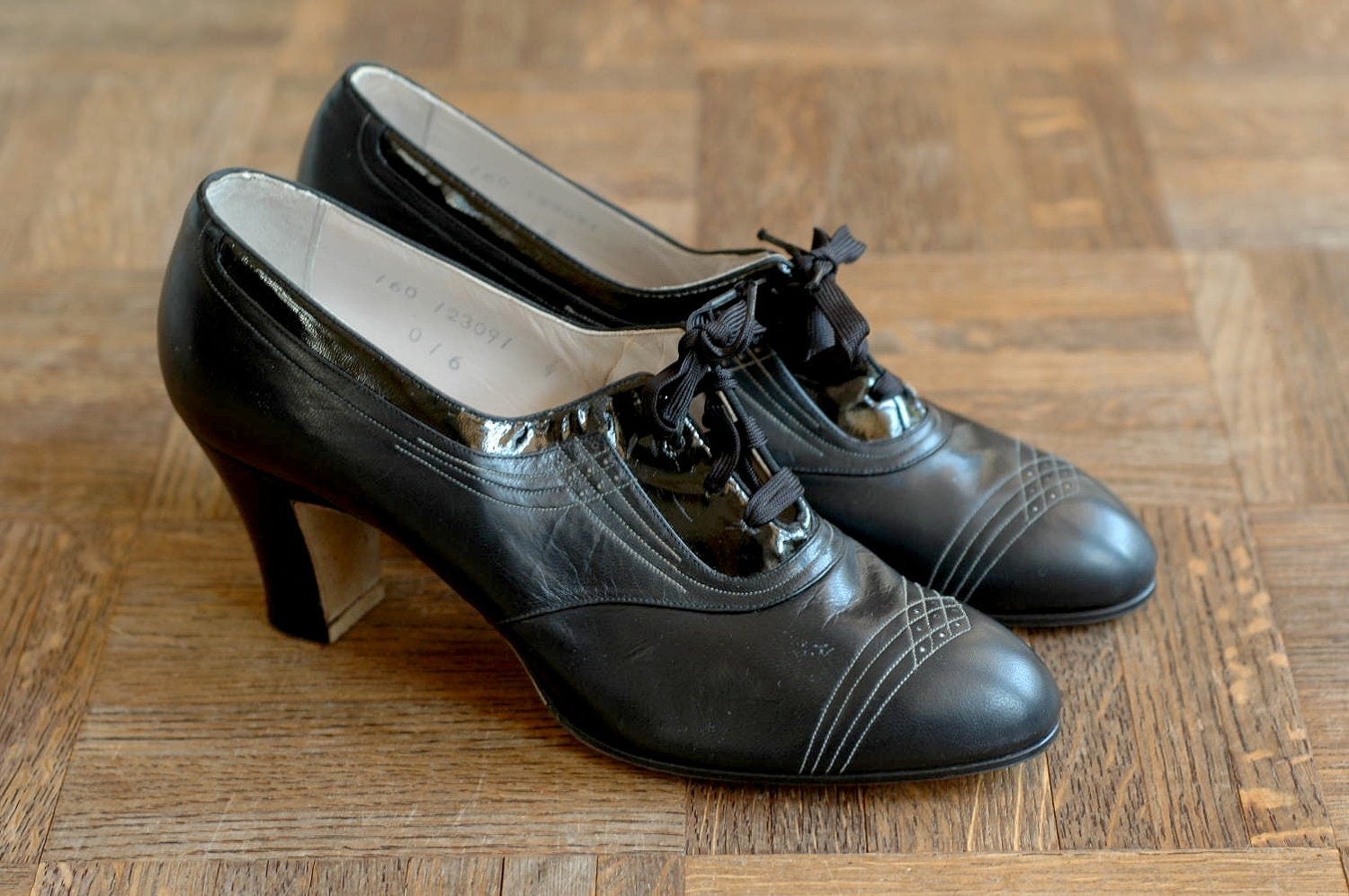 20% OFF SALE / vintage NOS 1930s shoes / 30s by honeytalkvintage