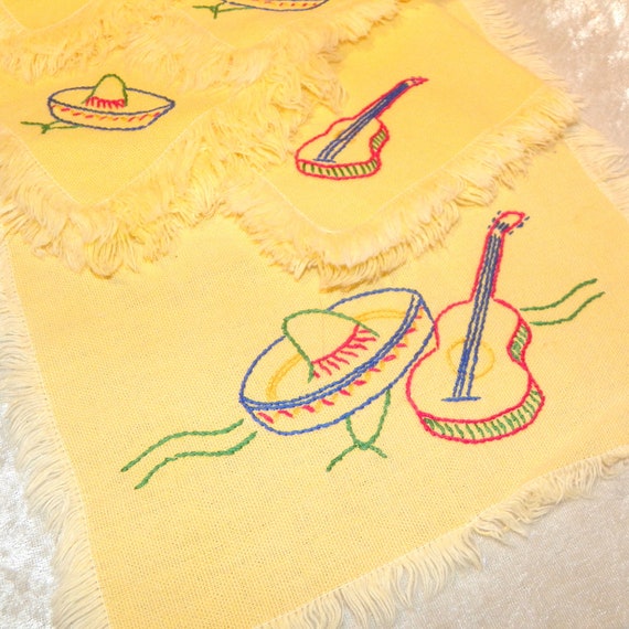 Napkins on Runner   Embroidered Colors Primary and Set Mexican Table and napkins runner in table