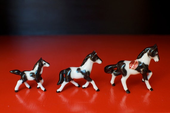 Vintage Sanyo Miniature Bone China Horse Figurine Set of 3