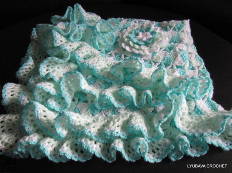 CROCHET PATTERN Baby Blanket Ruffle Border With by LyubavaCrochet