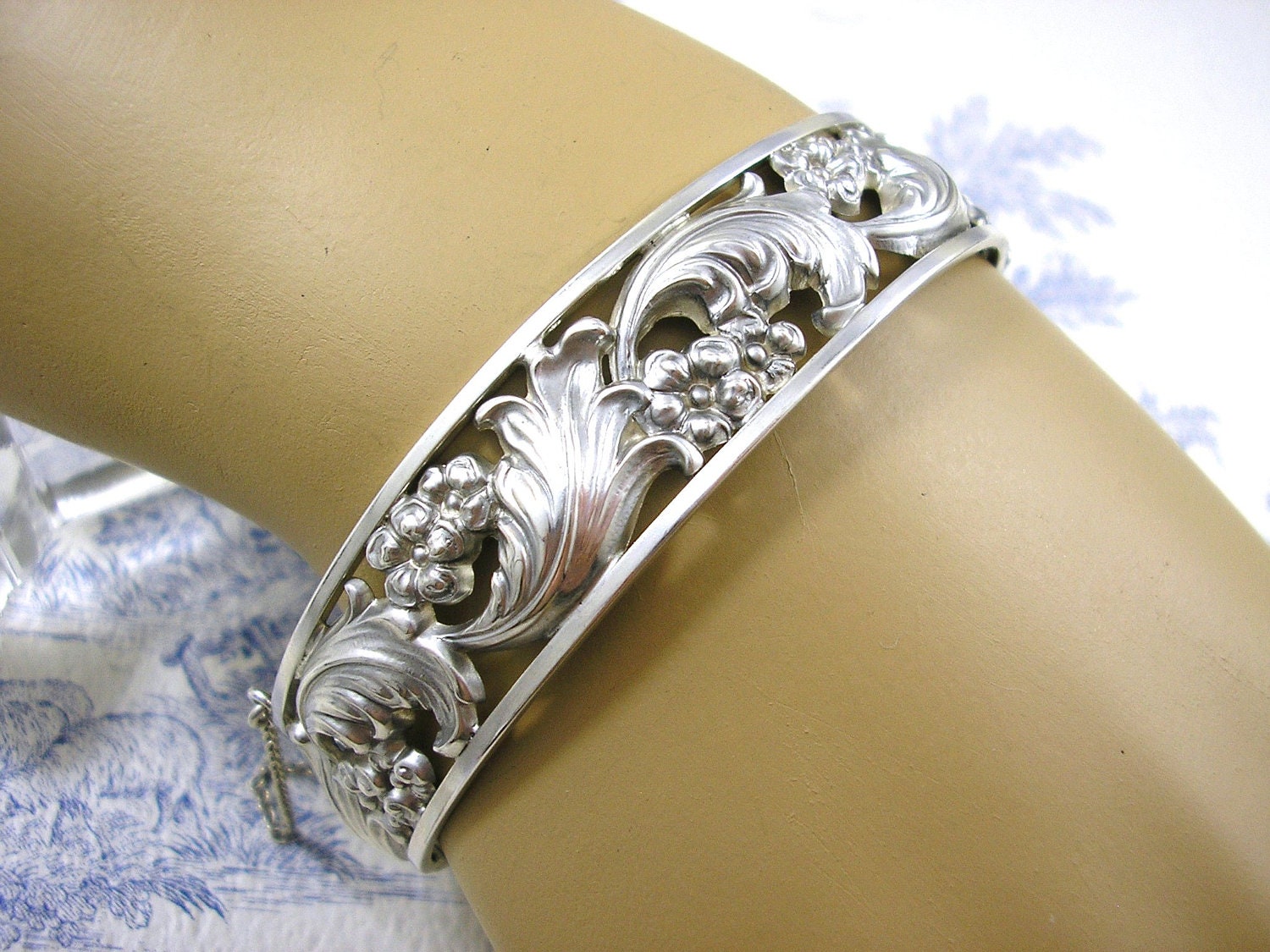 Art Deco Silver Bangle Jugendstil Antique Bracelet Floral