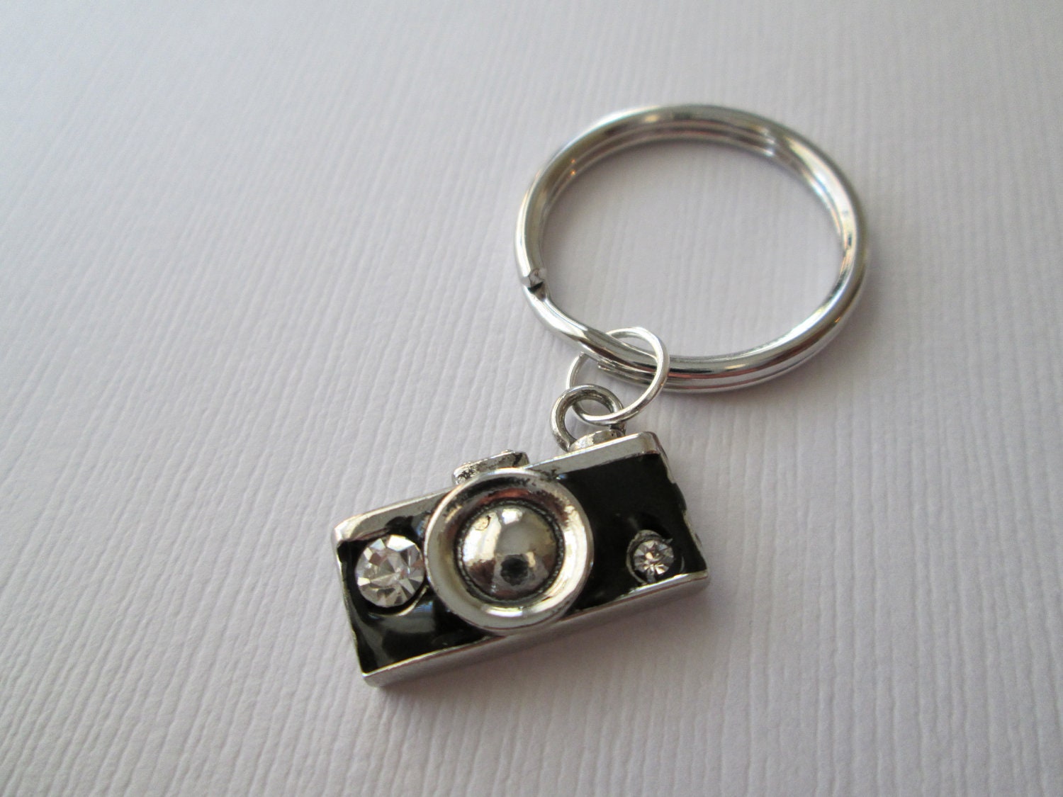 Qianxiaozhen Camera Keychain Wedding Favors And Gifts