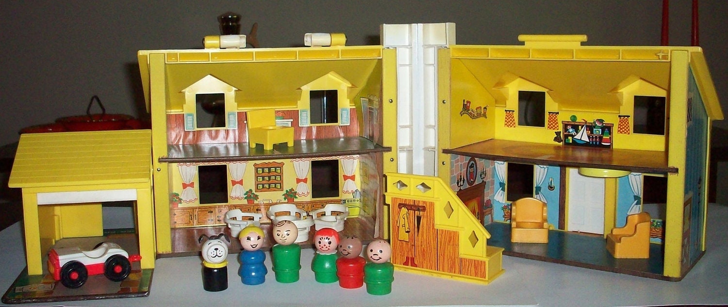 Vintage Fisher Price Play Family House 1969 Little People Play