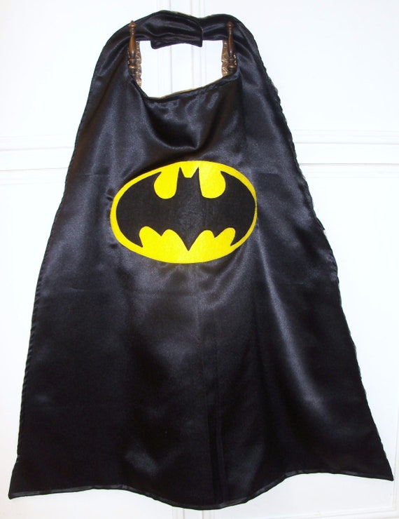 COOL personalized Batman cape. Cute Batman cape with Bat emblem and ...