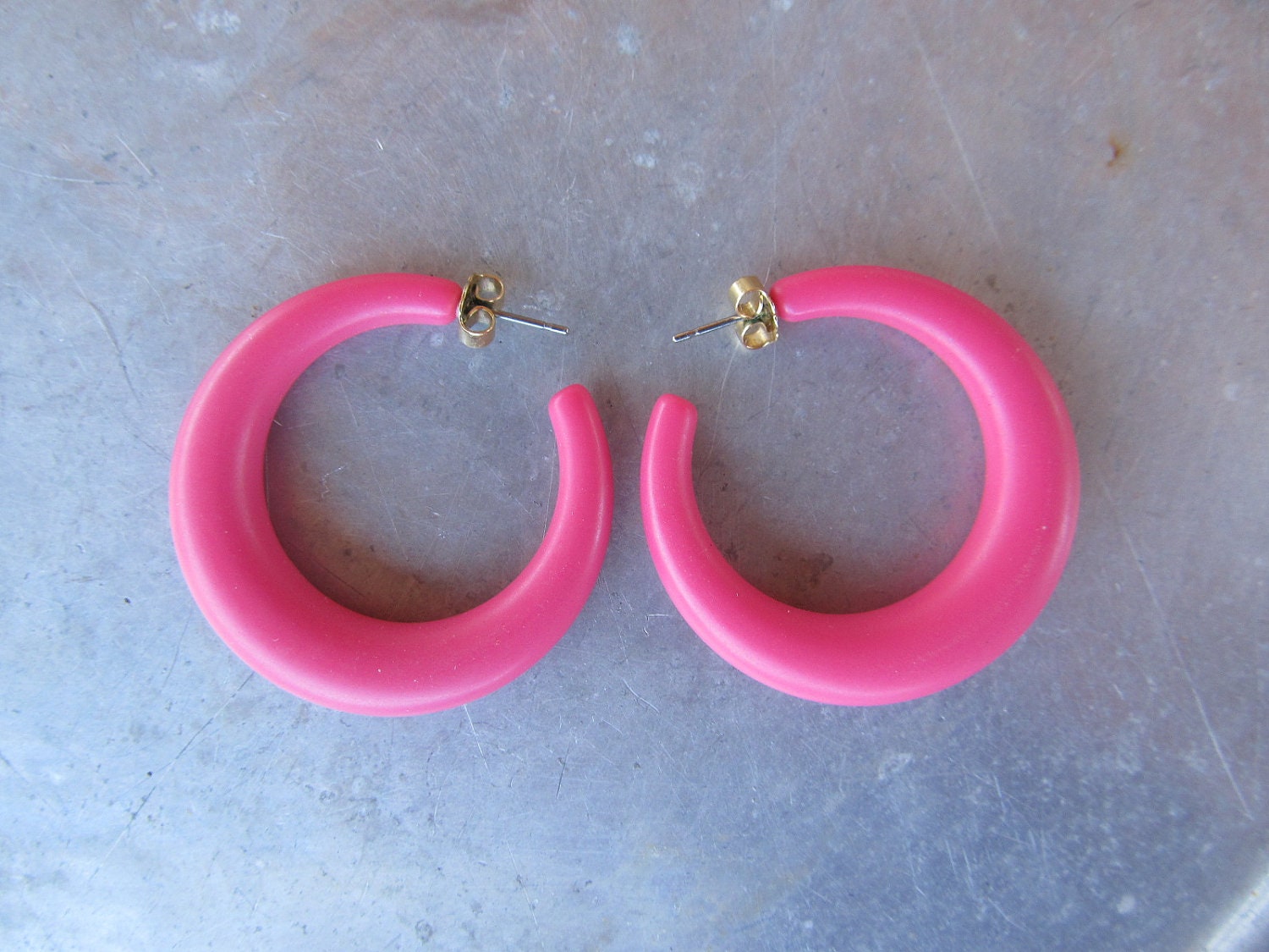 Retro Pink Earrings 80S Bubble Gum Plastic Hoops