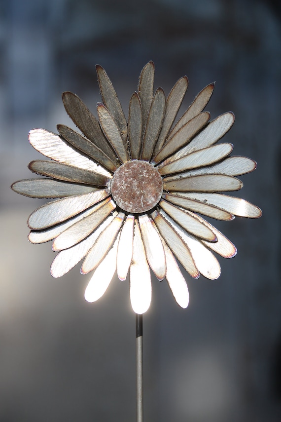 3 Metal Art Garden Flowers