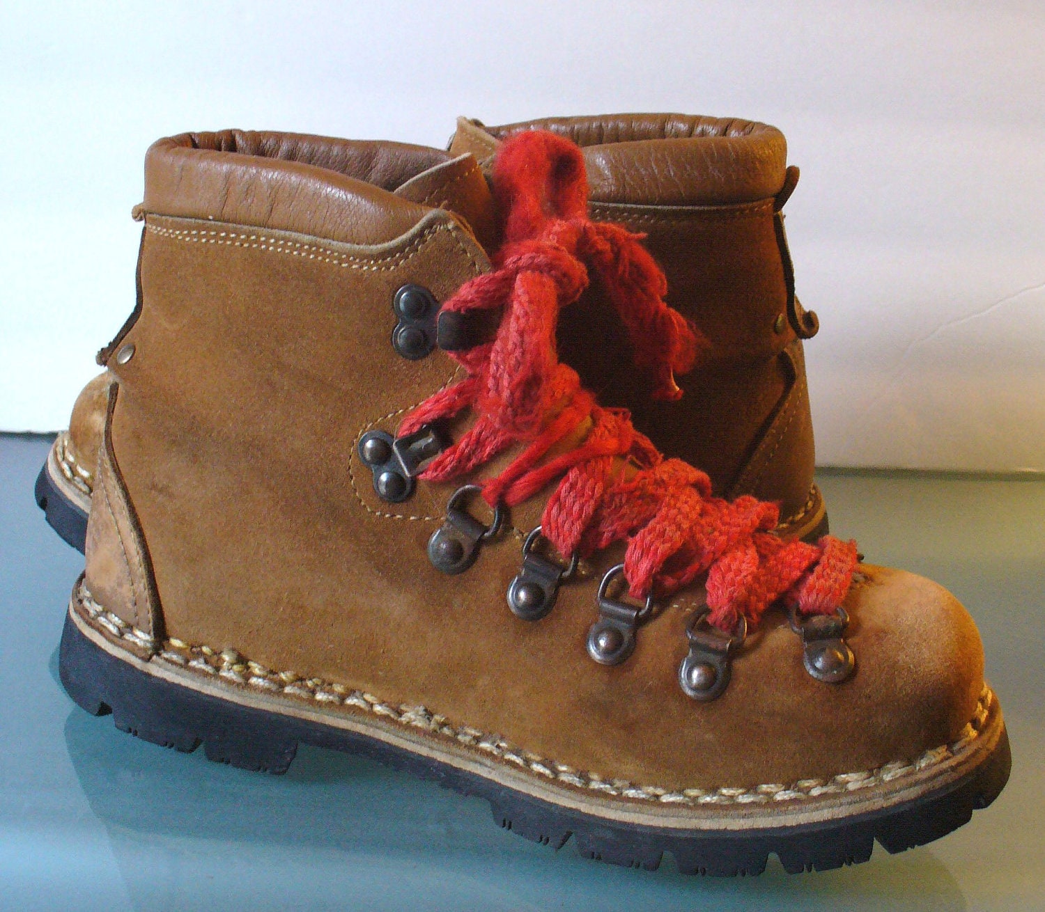 Vintage Made in Italy Hiking Boots Size 7 us