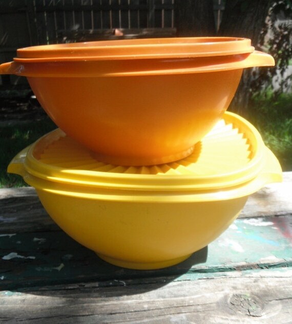 Tupperware 2 Servalier nesting Bowls with Lids by GingerNIrie