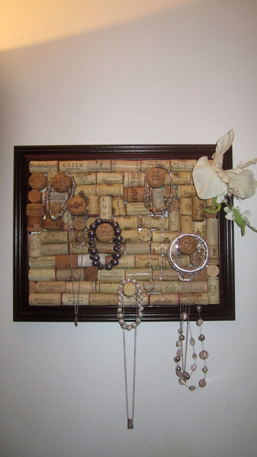 Customized Wine Cork Jewelry Holders/Cork Boards
