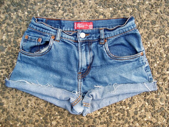 Levi's 517 Cut off Denim Blue Jean Short by ChondashersApparel