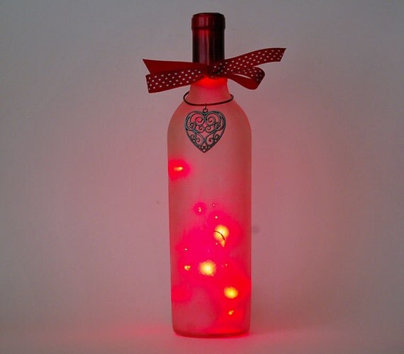 Wine bottle light Valentine decoration red heart