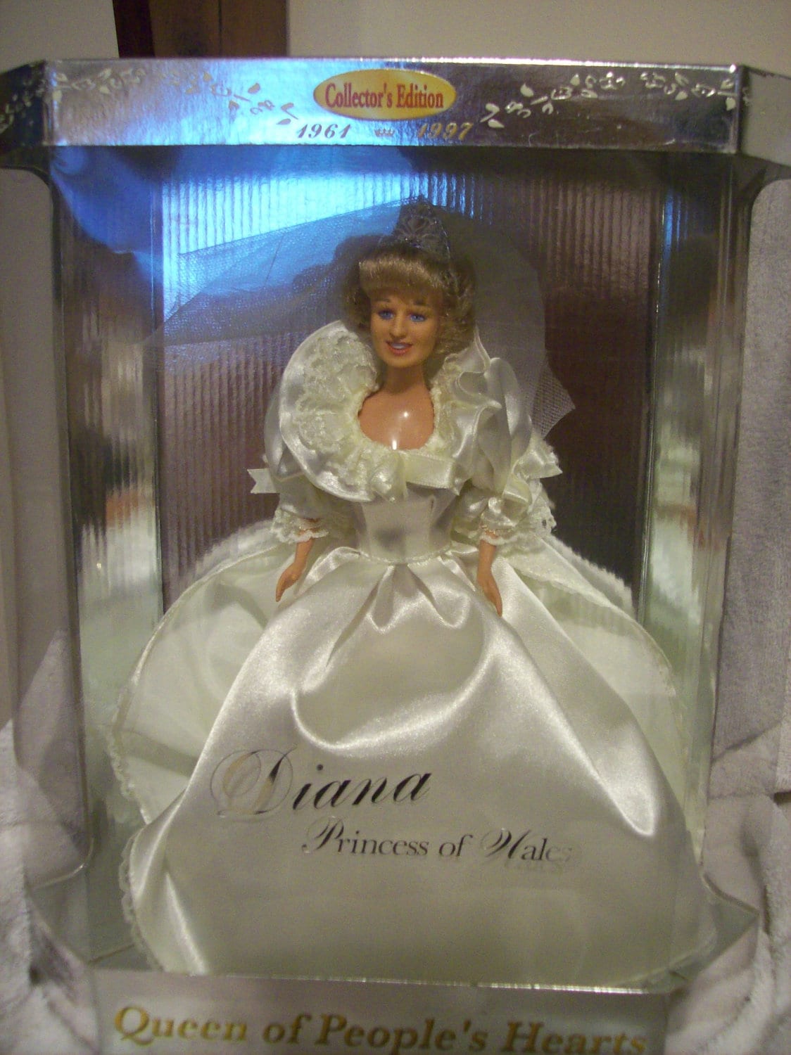 Princess Diana Collectors Edition Doll