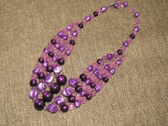 Items Similar To Glass Bead Necklace On Etsy