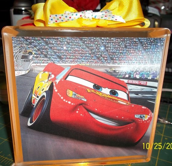 Items similar to Disney Pixar Cars Lightning McQueen Lighted Glass