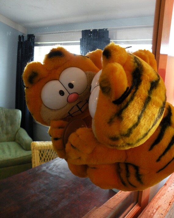 garfield window plush