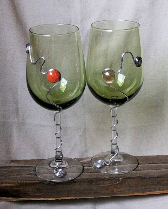 Set of 2 Green Tinted Wine Glasses with Metal Wire by VinOriginals
