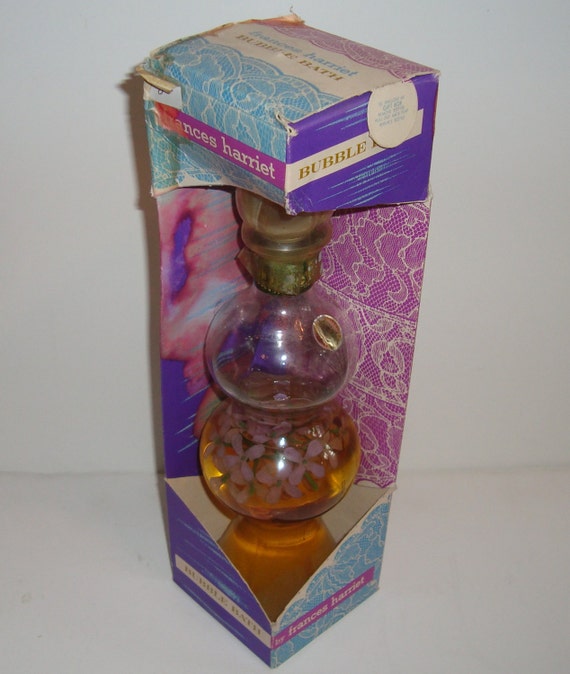 Vintage 1960s Frances Harriet perfume Lilac Bubble Bath in box
