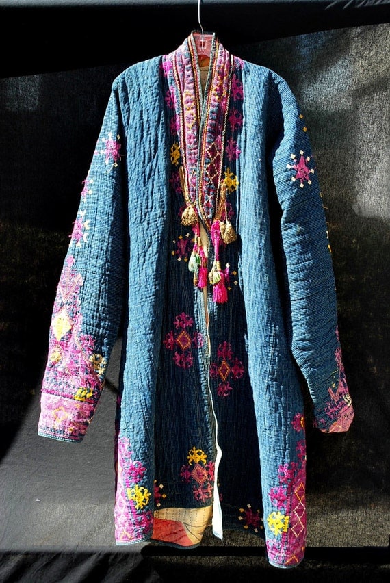 Antique vintage AFGHAN men's prayer coat from Nuristan