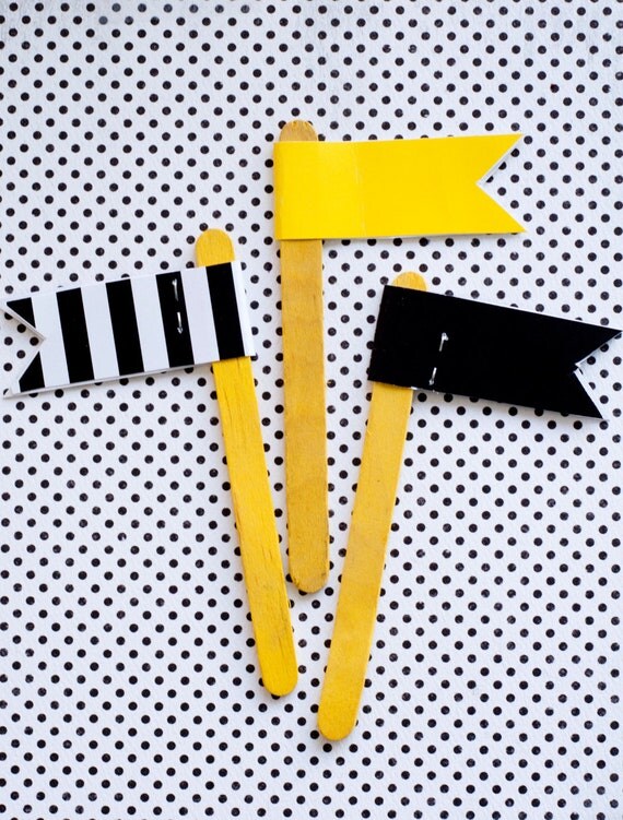 Bee Party PRINTABLE Birthday Flags by Love The Day Il_570xn