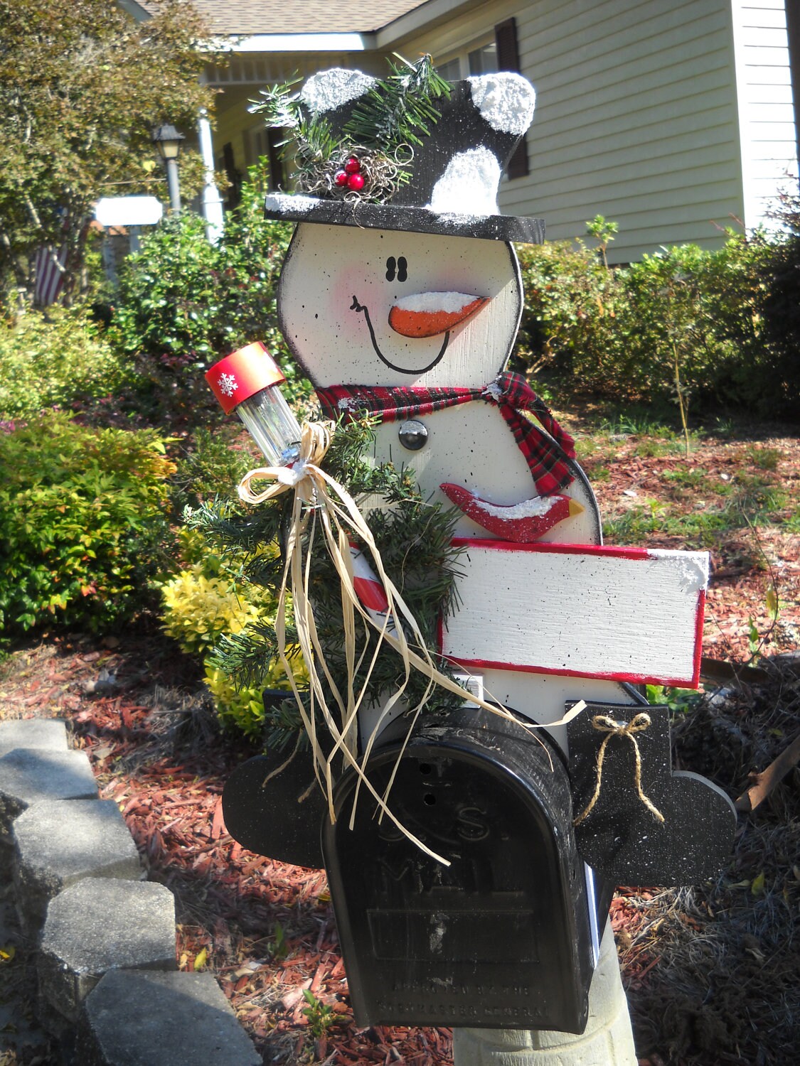 Snowman Mailbox Topper with Solar Light