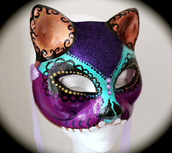 Items similar to Day of the Dead Sugar Skull Antiqued Cat Mask Purple ...