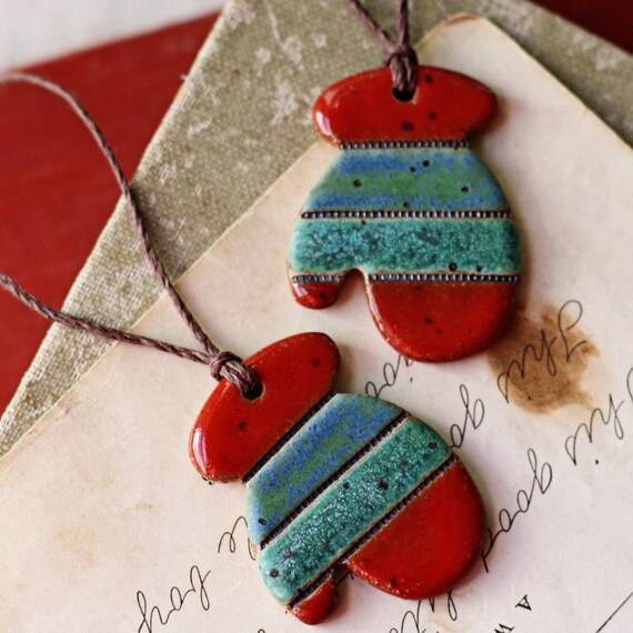 https://www.etsy.com/listing/166325683/festive-mittens-handmade-ceramic?ref=shop_home_active