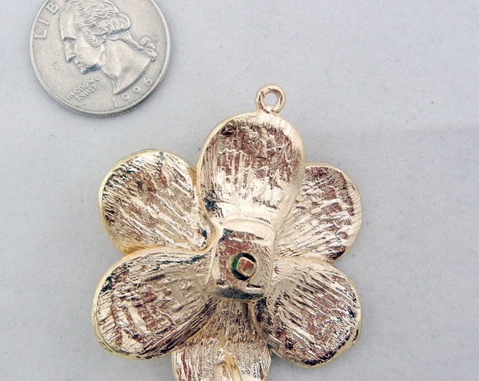 Double Link Textured Gold-tone Flower Charm Pendant with Rhinestones