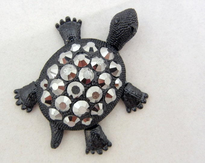 Black Epoxy Turtle Pendant Hematite Rhinestones