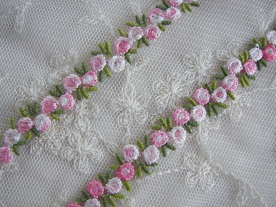 Vintage Chic Embroidered Rose Bud Flower Ribbon Trim Scrapbook