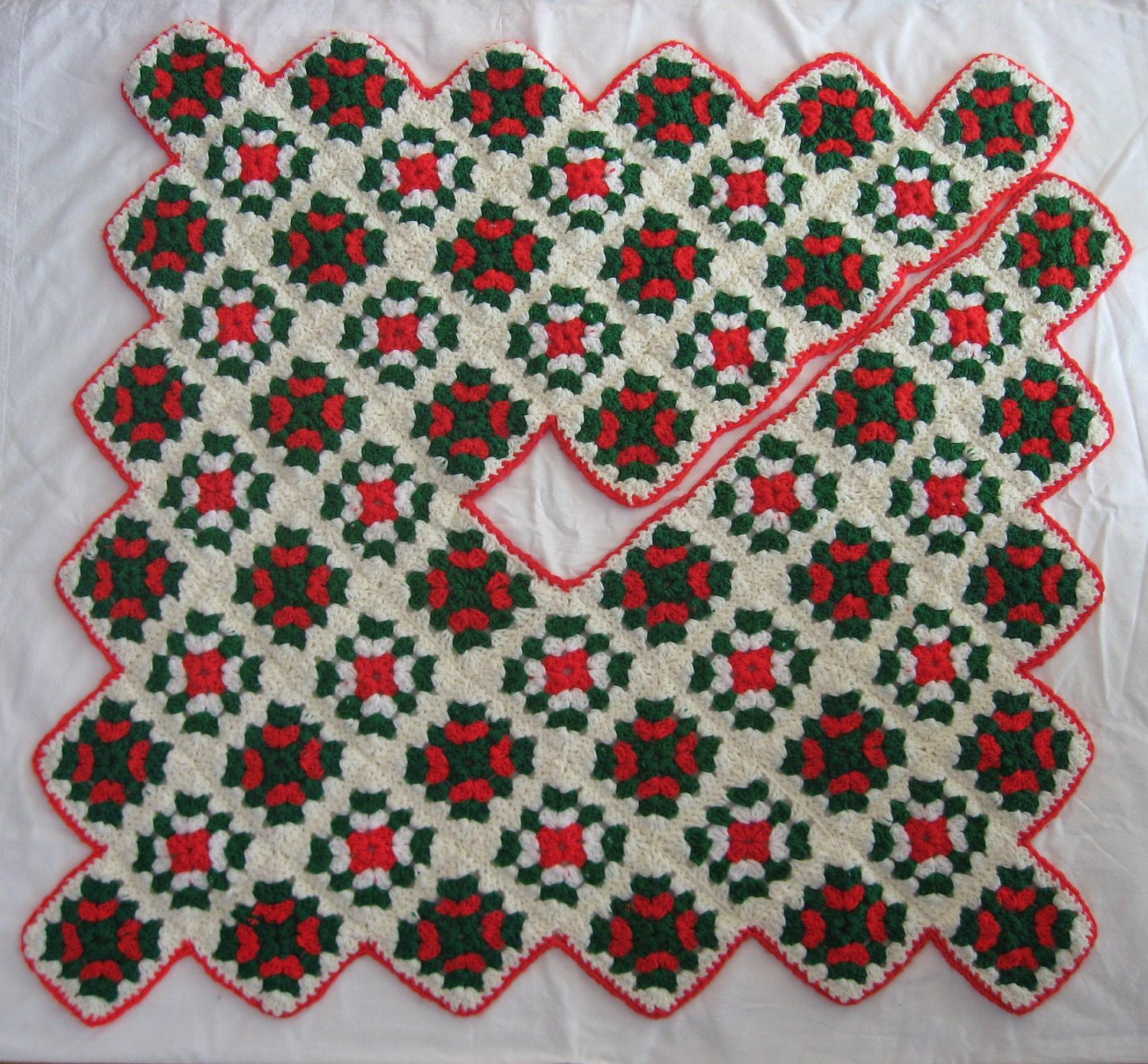 Granny Square Tree Skirt Vintage Christmas Crochet