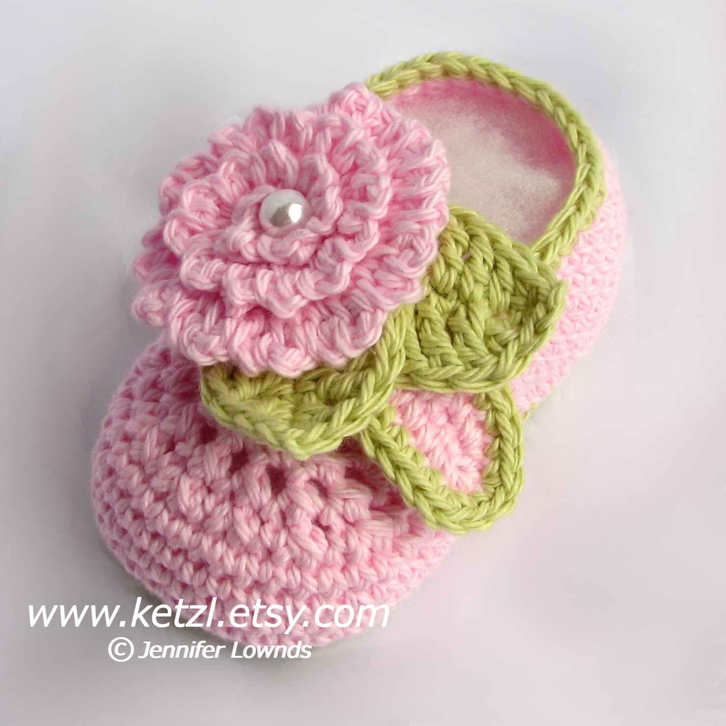 Baby Booties Crochet Pattern flower booties pattern ...
