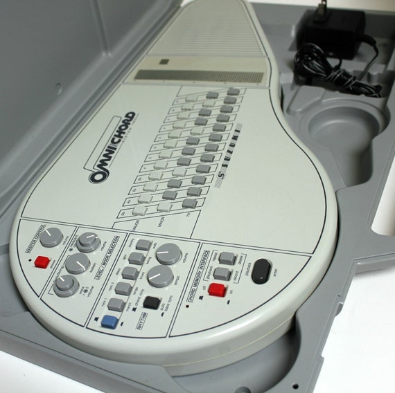 Suzuki Omnichord System 2 Synthesizer Electronic Music Machine