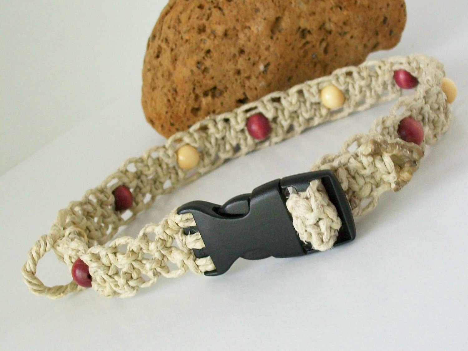 Macrame Dog Collar handmade with Hemp Twine featuring by bhangtiez