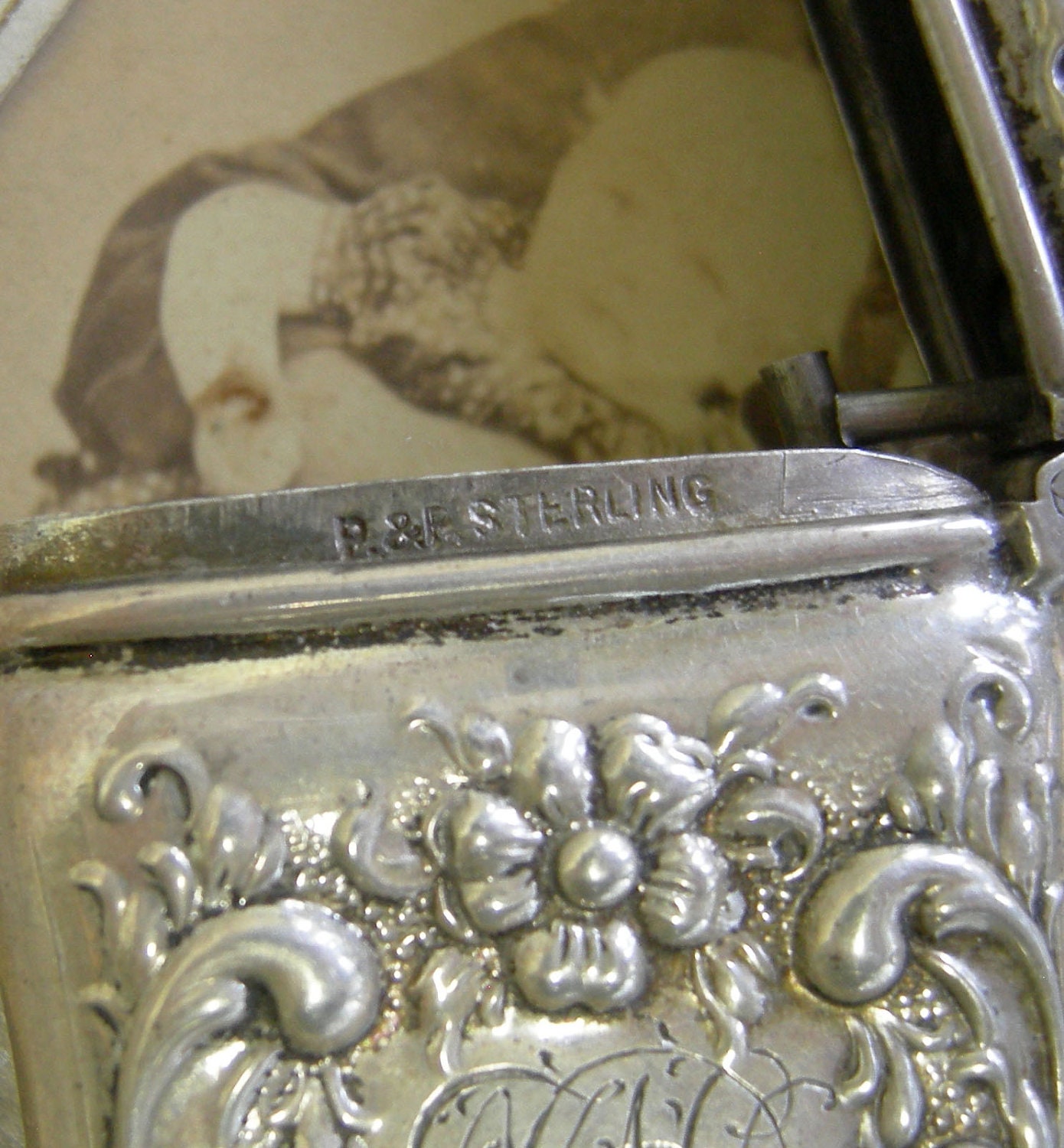 Victorian Sterling Silver Repousse Match Safe or Vesta