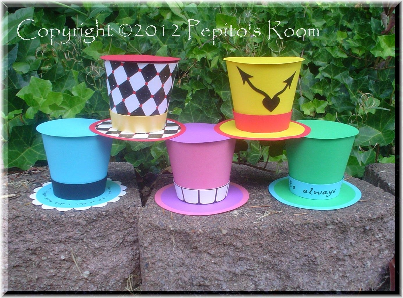 Print-INK Alice In Wonderland Top Hat Set 5 Party Hat