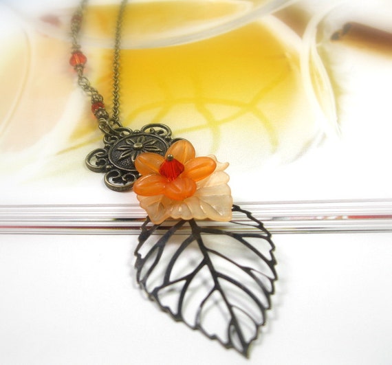 Apricot Orange Autumn Leaf Vintage Style Necklace by jewelrybyNaLa