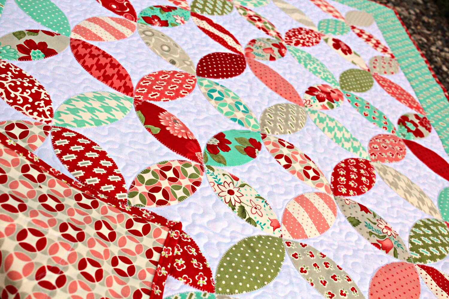 Applique Circles Baby Quilt in Vintage Modern by Bonnie and