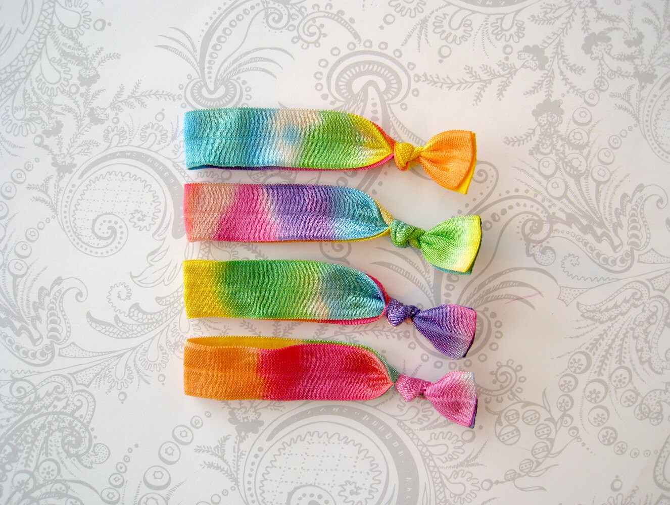 4 Elastic Hair Ties Rainbow Tie Dye Anthropologie