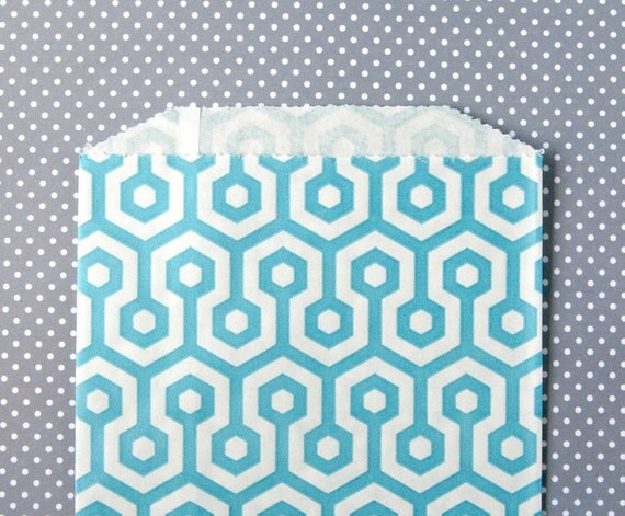 Aqua Blue Honeycomb Goody Bags / Favor Bags / Treat Bags (20) - 5 x 7.5 inches Il_570xn