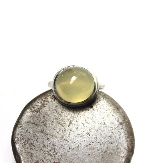 Creamy Yellow Moonstone Silver Ring Magic Moon