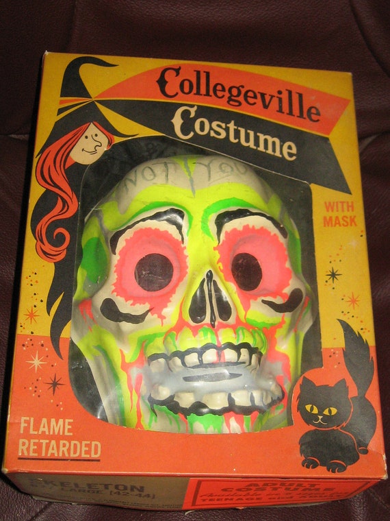 19401950 COLLEGEVILLE Halloween costume Skeleton w box sz
