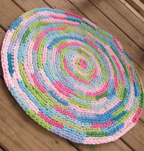 OOAK Upcycled Crochet Round T Shirt Rug. Jumble by LakeShoreHome