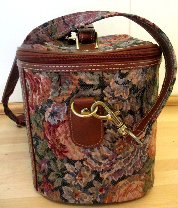 Floral Tapestry Travel Bag by Ciao