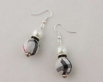 White Tartan, Black Rondelle and White Pearl Earrings