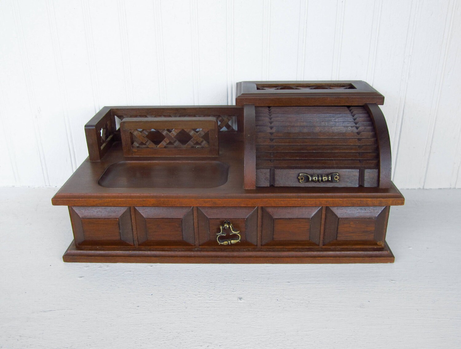 Vintage Men's Dresser Valet/Jewelry