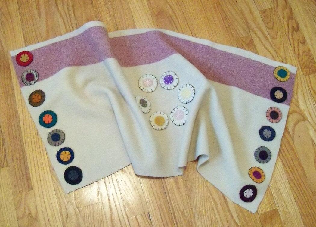 Antique Style Wool Penny Rug Felted Table Runner Primitive