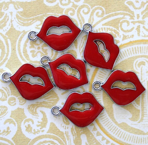 5 Lips Charms Enamel Plated Fun and Colorful E28