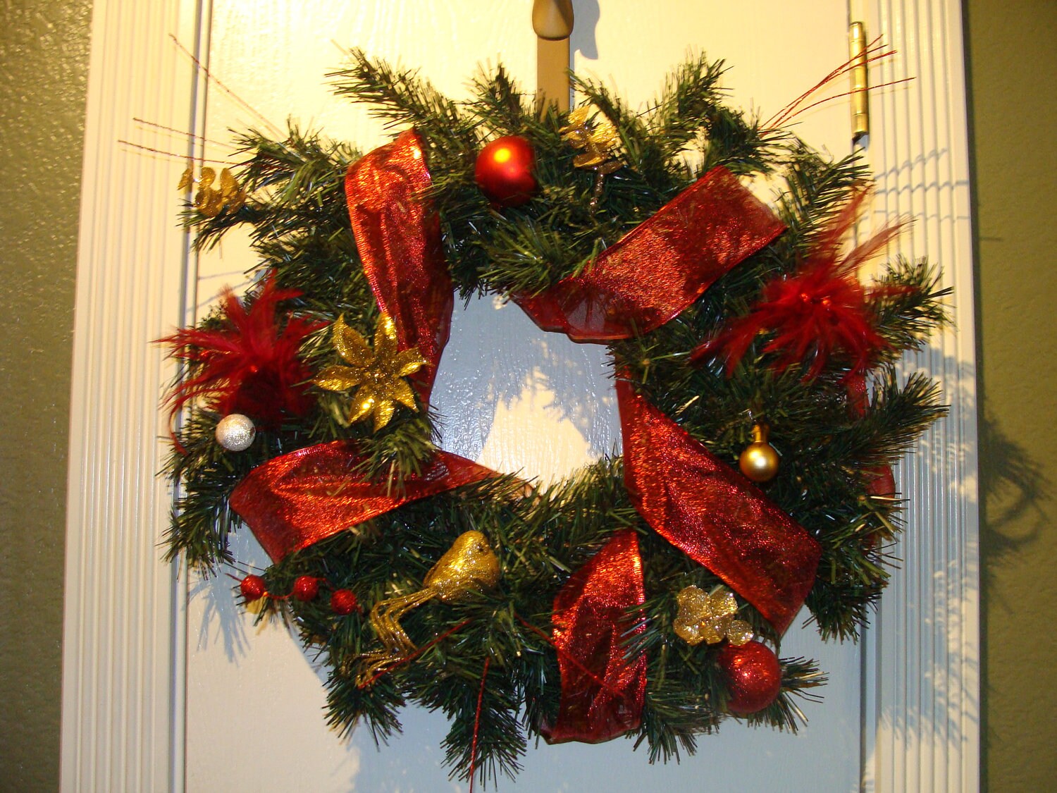 Red & Gold Festive Holiday Wreath